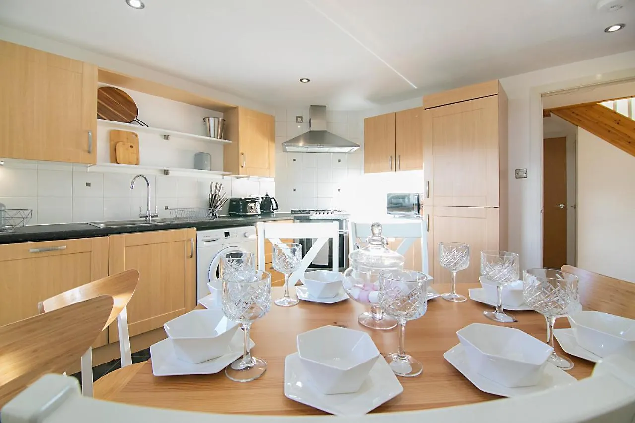 Bannermill Place Lodge ✪ Grampian Lettings Ltd Aberdeen