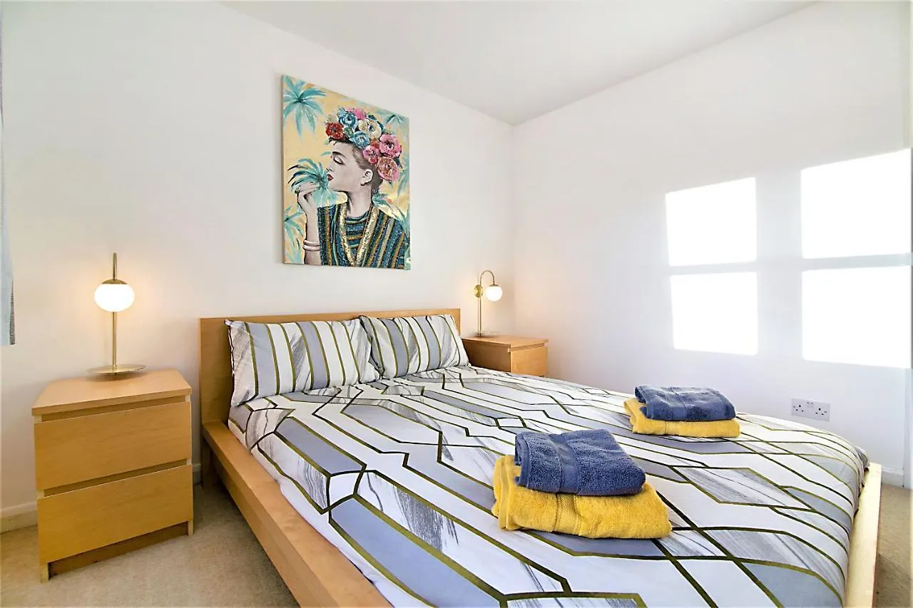 Bannermill Place Lodge ✪ Grampian Lettings Ltd Aberdeen Apartmán